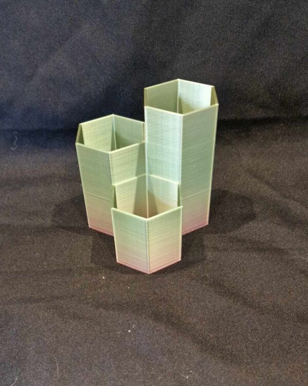 Triple hexagone