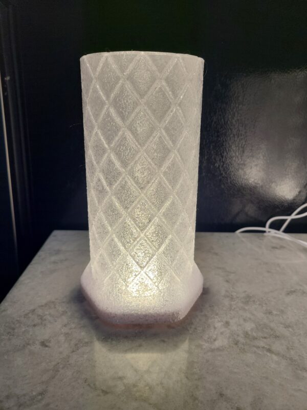 Criss-cross LED Lamp