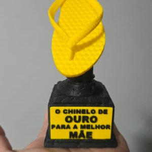 Chinelo de Ouro