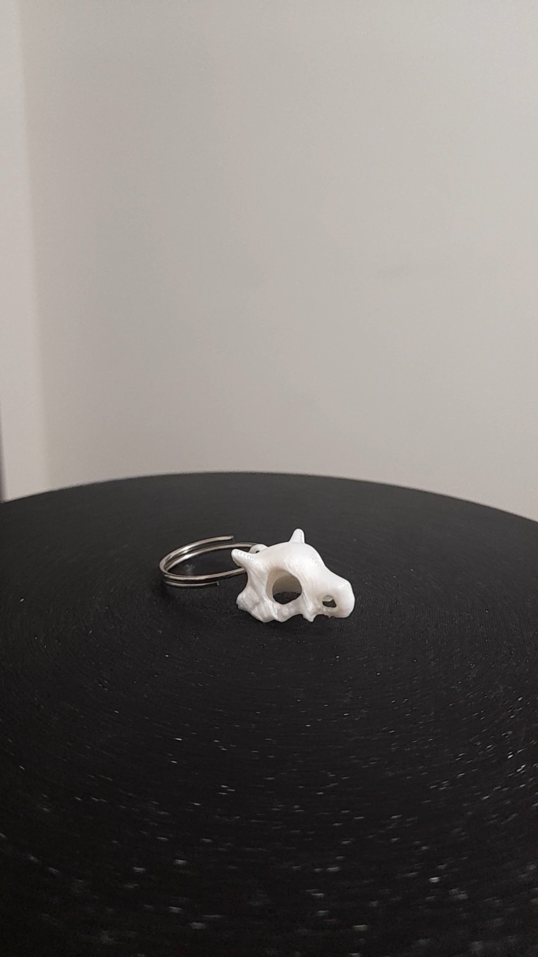 Mini Caveira Decorativa - Chaveiro 3D - Image 4