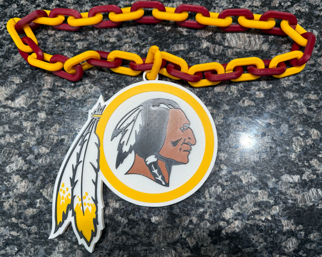 Redskins Oversized Hype Chain Charm and Necklace