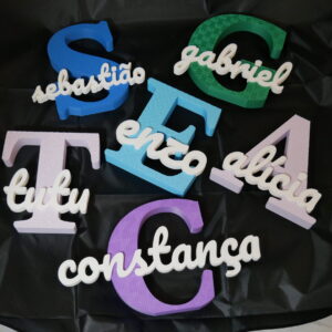 Letreiro de Nome Personalizado em 3D — Texturas & Cores Exclusivas