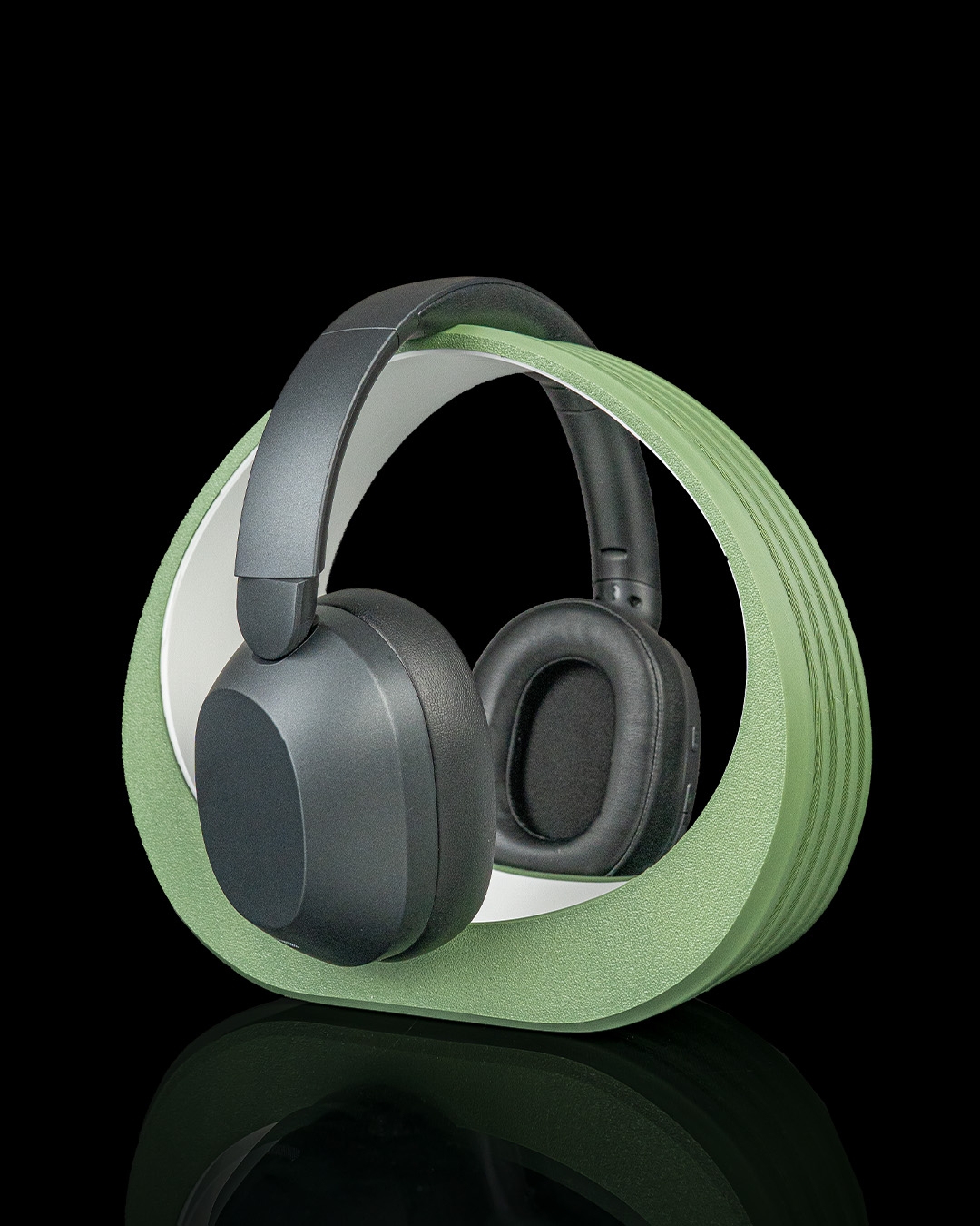 Suporte para headphone minimalista verde oliva e branco