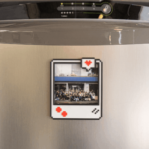 Pixel Snap - Magnetic Photo Frame - Celebrar a amizade