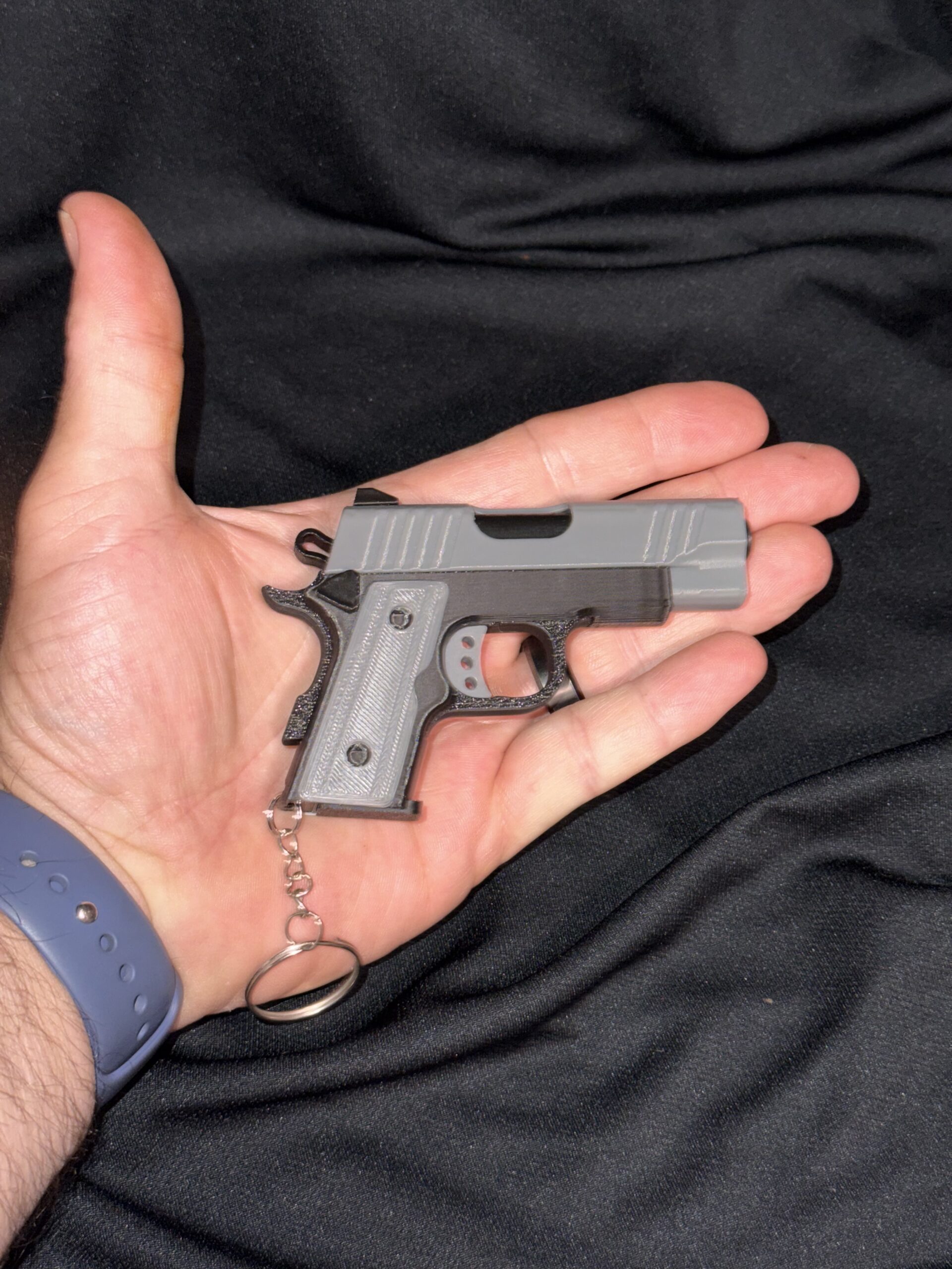 1911 fidget keychain with working action (Grey) - Image 6