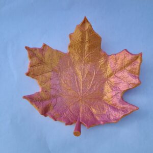 Maple Leaf Thinket Dish