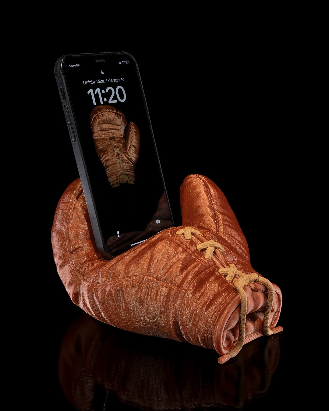 Suporte de Mesa para Smartphones Luva de Boxe