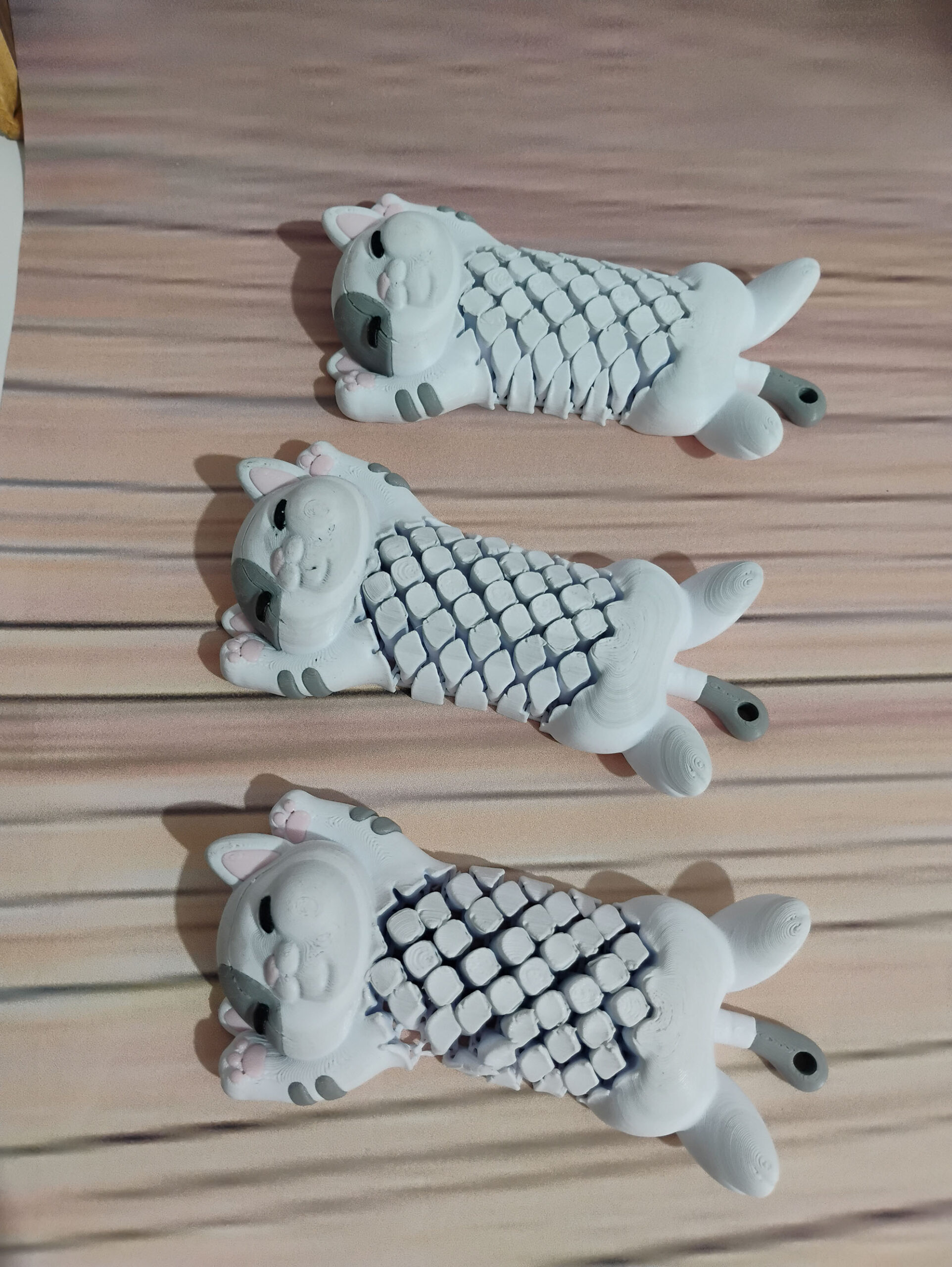 Chaveiro Gatinho Articulado 3D Flexível Fofo | Gato Cute Antiestresse | Presente Criativo Geek